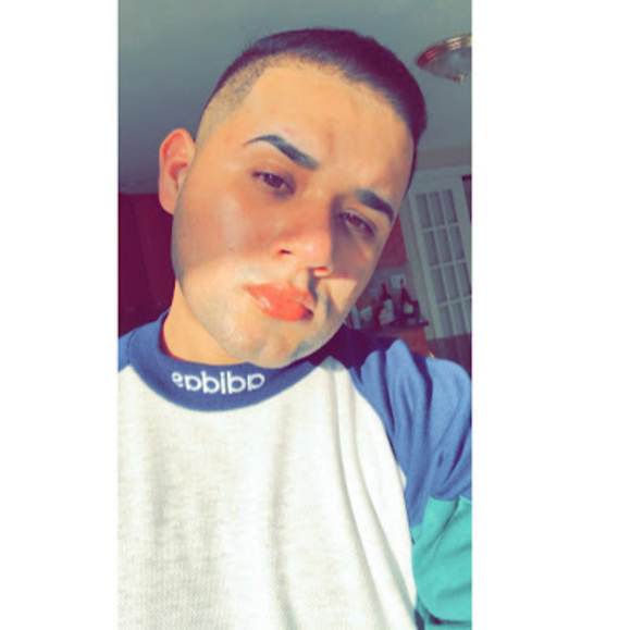 Meet your Posher, Gabriel - Picture 1 of 1